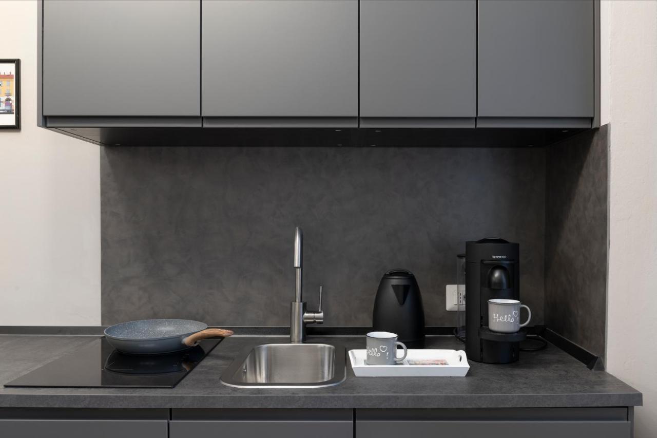 Super Modern And Design Apartment, A Due Passi Dai Navigli Мілан Екстер'єр фото